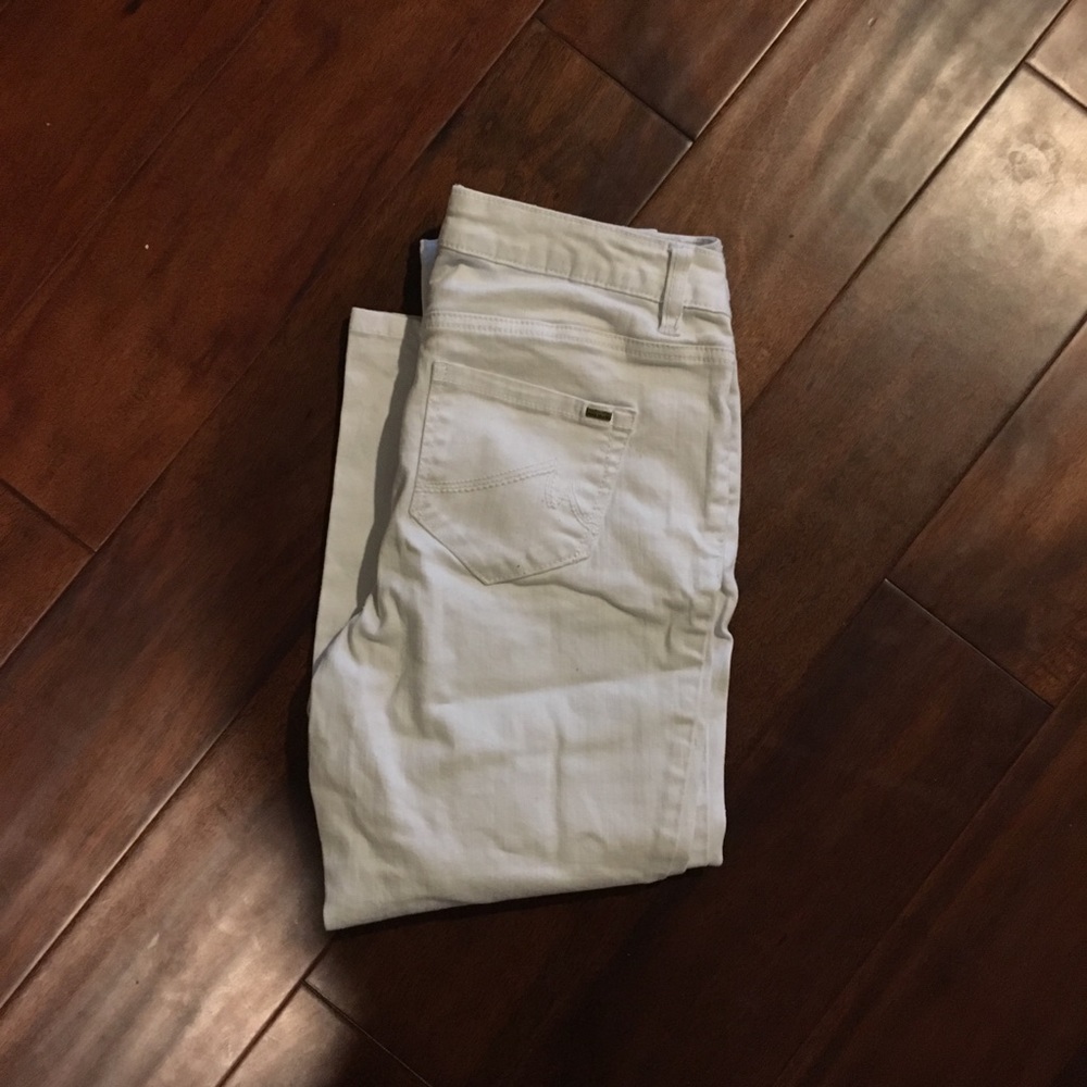 White Jeans